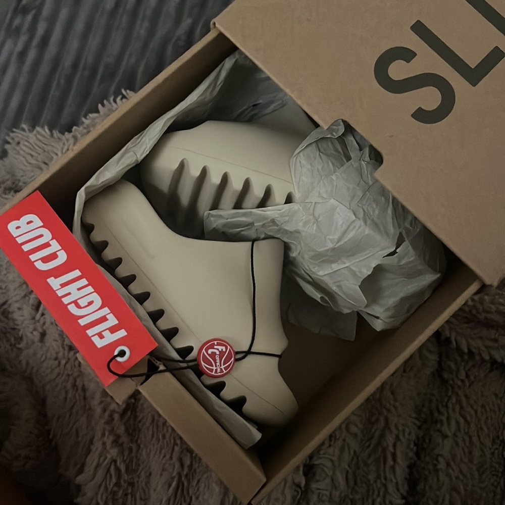 YEEZY SLIDES - BONE 2022 KIDS